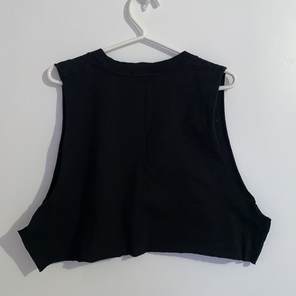 👚 BRANDY MELVILLE muscle tank - Picture 5 of 5